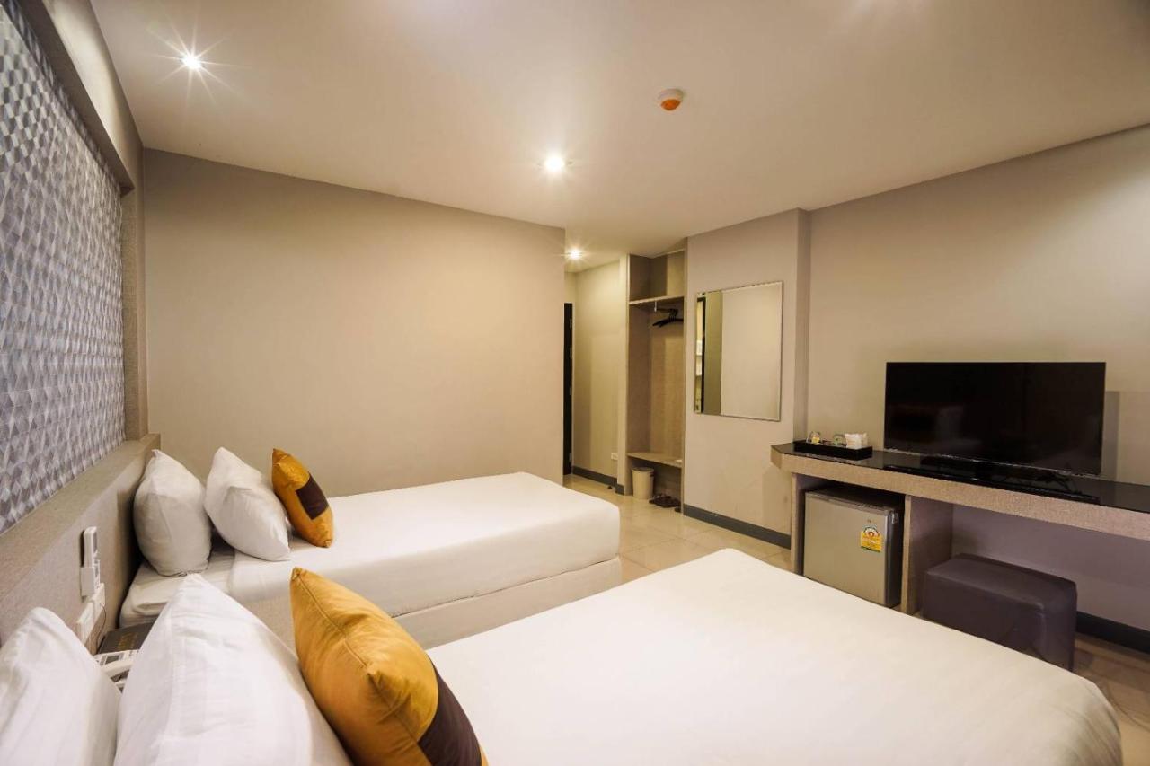 C Hotel Bangna Bangkok Exterior photo
